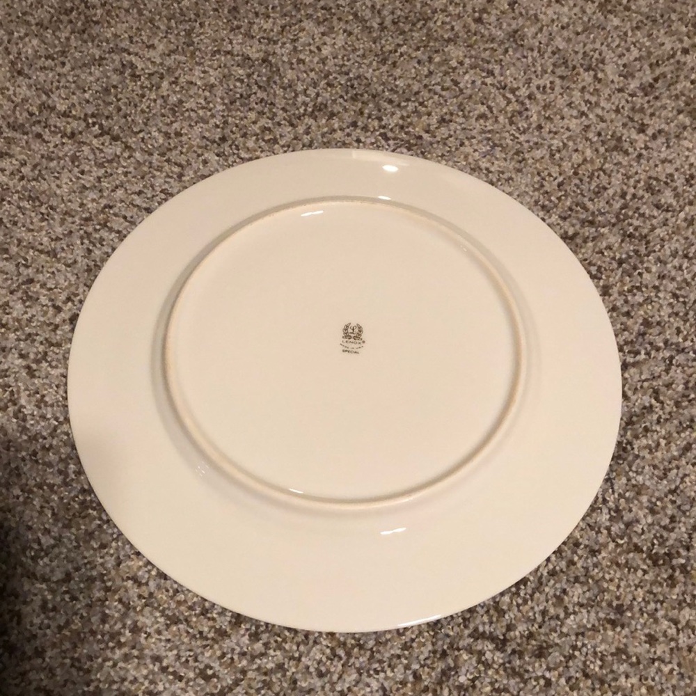 Lenox Holiday Round Serving Platter - Picture 2 of 3